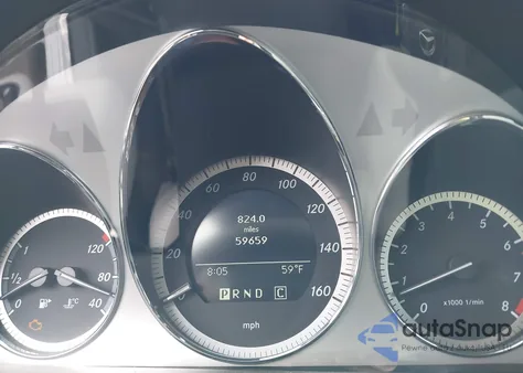 2009 Mercedes-Benz C 300 Luxury/Sport из США, поврежденный, VIN WDDGF54X79R069574